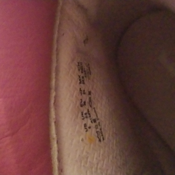 Pink Timberland Boots - Picture 6 of 6